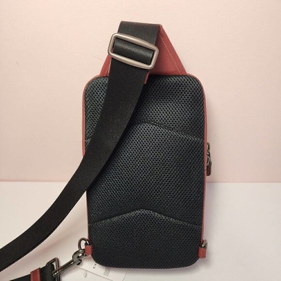 NWT COACH CJ583 Sullivan Pack in Signature Smooth Calf Leather Wine Multi - Picture 4 of 6